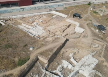 Tarihin ilk su kanallarından biri gün yüzüne çıkarıldı