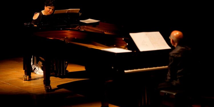 Uluslararası İzmir Festivali “Duo Alaturca Impro Piano” konseriyle sona erdi