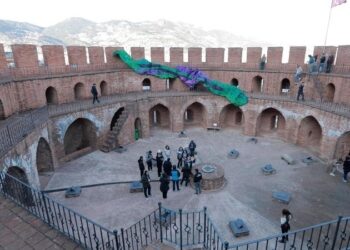 2. Türkiye Tekstil Bienali, 13 Nisan’a kadar ziyaret edilebilir! 🎭 📅