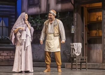 Antalya DOB’dan sahneye taşınan müzikal “Yedi Kocalı Hürmüz” yeniden seyirciyle buluşuyor! 🎭🎶