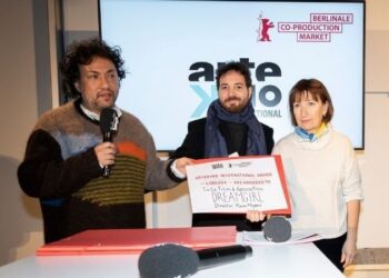 Kaan Müjdeci’nin yeni filmi Dreamgirl, ARTEKino Uluslararası Ödülü’nü kazandı! 🏆 🎬