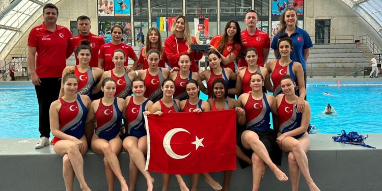 Milli Kadın Sutopu Takımı, Slovak International Cup’tan namağlup şampiyonlukla döndü! 🏆🇹🇷