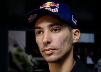 Toprak Razgatlıoğlu, Dünya Superbike Şampiyonası’ndan zaferle döndü! Kariyerinde tarihi bir rekora imza attı 🇹🇷🏆