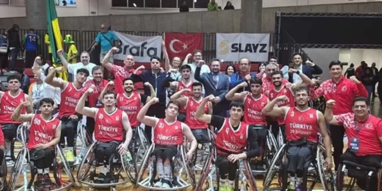Milli gururumuz Brezilya’da yükseliyor: U23 Tekerlekli Sandalye Basketbol Takımı çeyrek finalde! 💪🥳