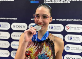 Türk artistik yüzmesinde bir ilk! Selin Hürmeriç, dünya şampiyonasında madalya alan ilk sporcumuz oldu 💫💧