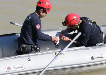 Duyarlı Vatandaş ve İtfaiye El Ele: Boğaçayı’nda Misinaya Takılan Martı Güvenle Kurtarıldı